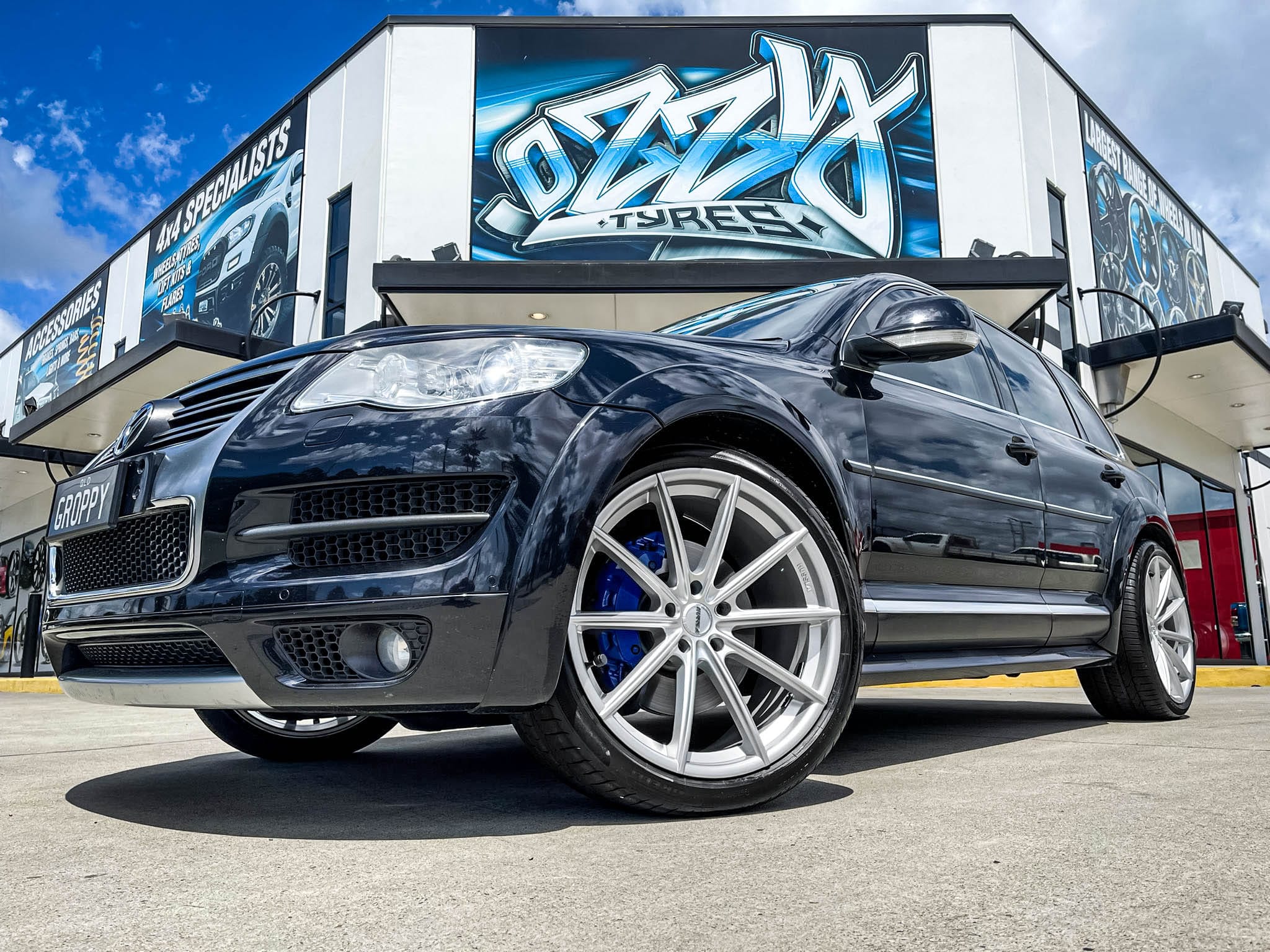 Hussla MOZ Alloy Wheels – Volkswagen Touareg Fitment | Premium Crystal Silver